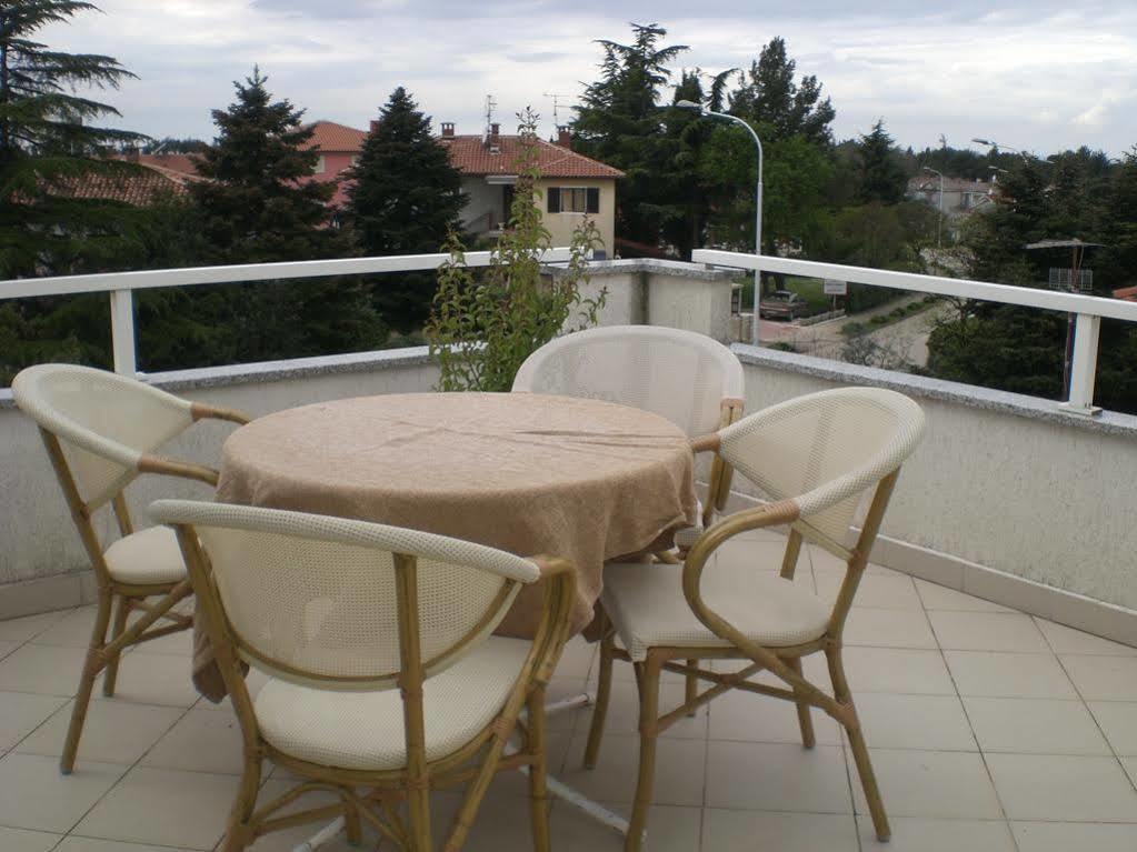 Apartments Maria Umago Exterior foto